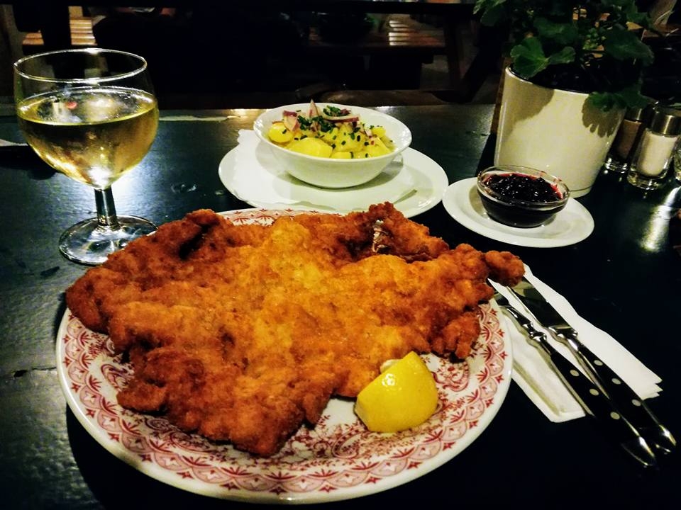 38C31282-B53B-4E58-9770-5414719AE287